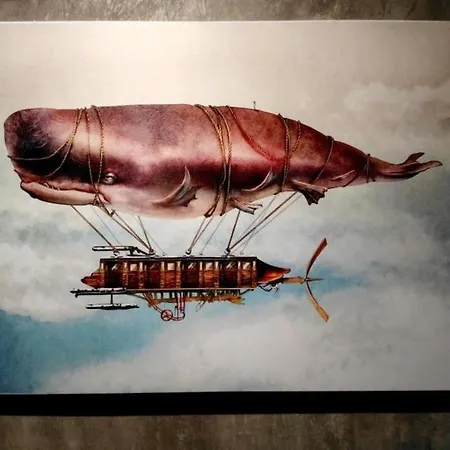 The Hulo Hotel & Gallery-3
